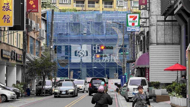 礁溪市心穩定收租大面寬金雞母店面房屋室內格局與周邊環境