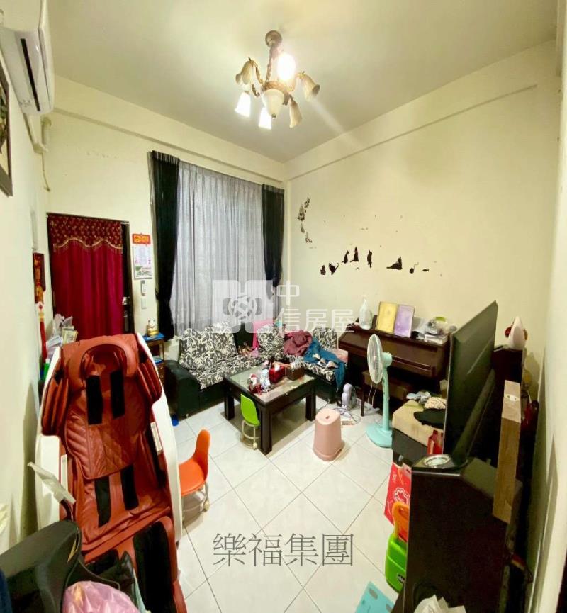 熱河崇德商圈前院車庫別墅房屋室內格局與周邊環境