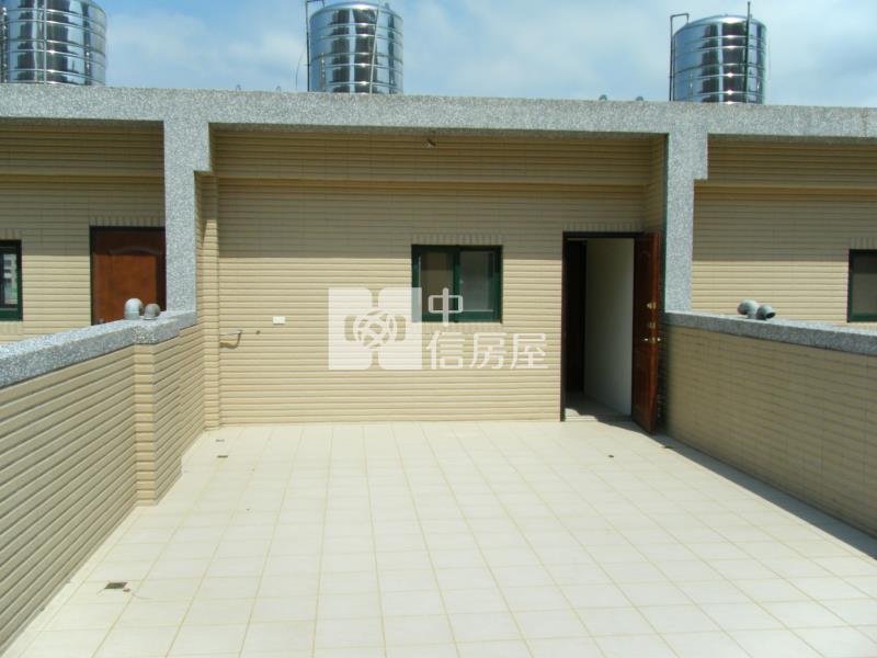 竹北臨路大坪數透天房屋室內格局與周邊環境