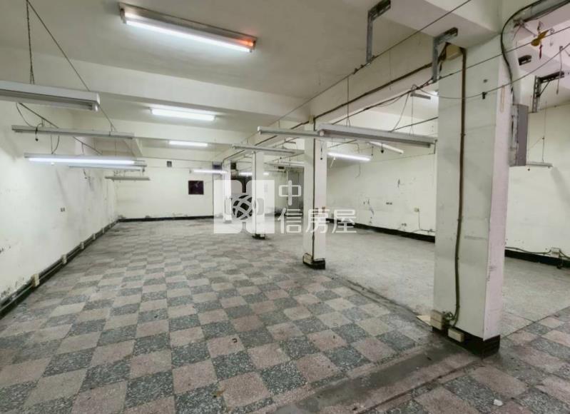 龍潭成功路超值透天2房屋室內格局與周邊環境