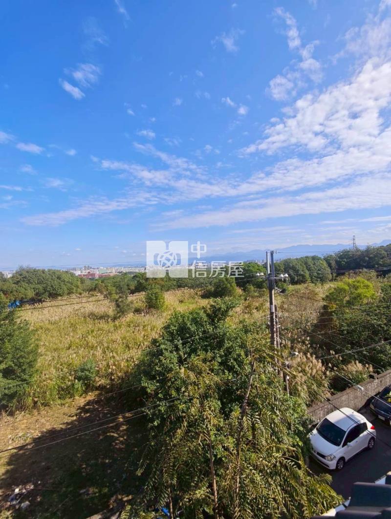 楊梅交流道龍科邊間雙車庫透天房屋室內格局與周邊環境