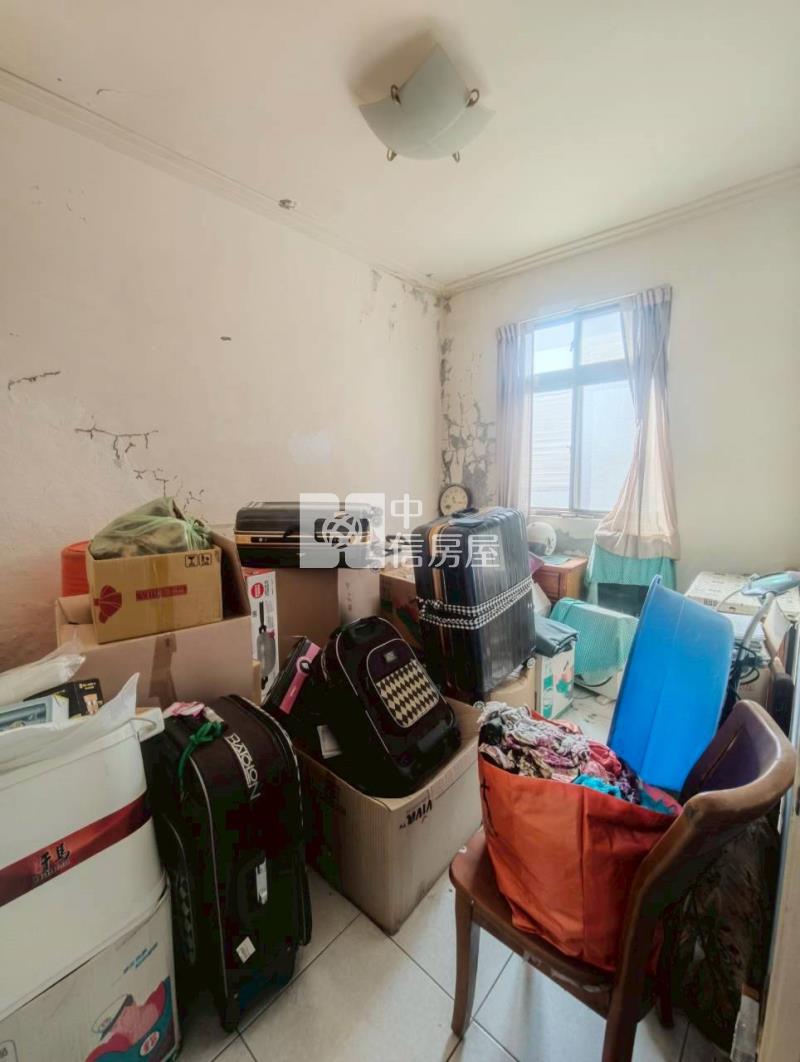 楊梅交流道龍科邊間雙車庫透天房屋室內格局與周邊環境