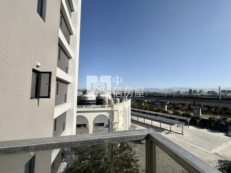 烏日三鐵總太TTC平車商辦房屋室內格局與周邊環境