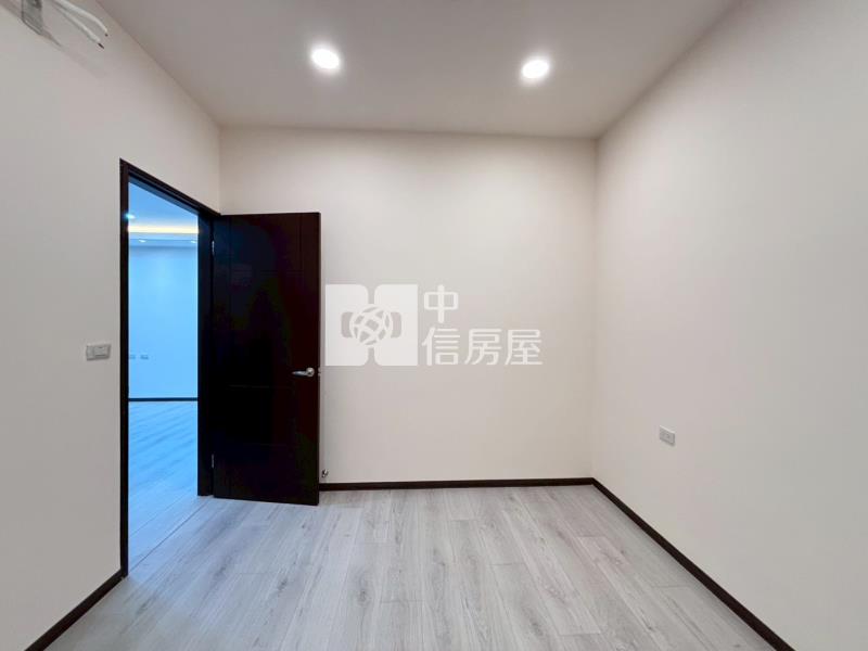 客運園區全新2房+車(薪成家)Ⅱ房屋室內格局與周邊環境