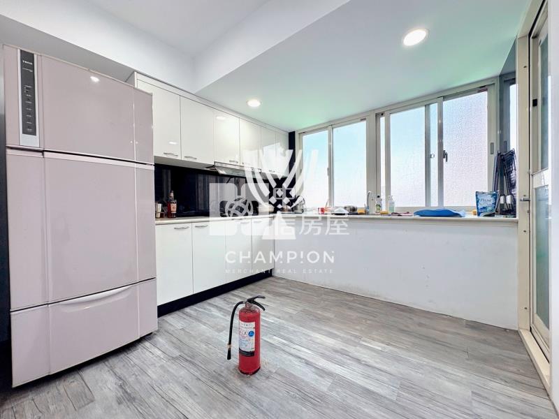 【冠軍】女中旁2F美寓房屋室內格局與周邊環境