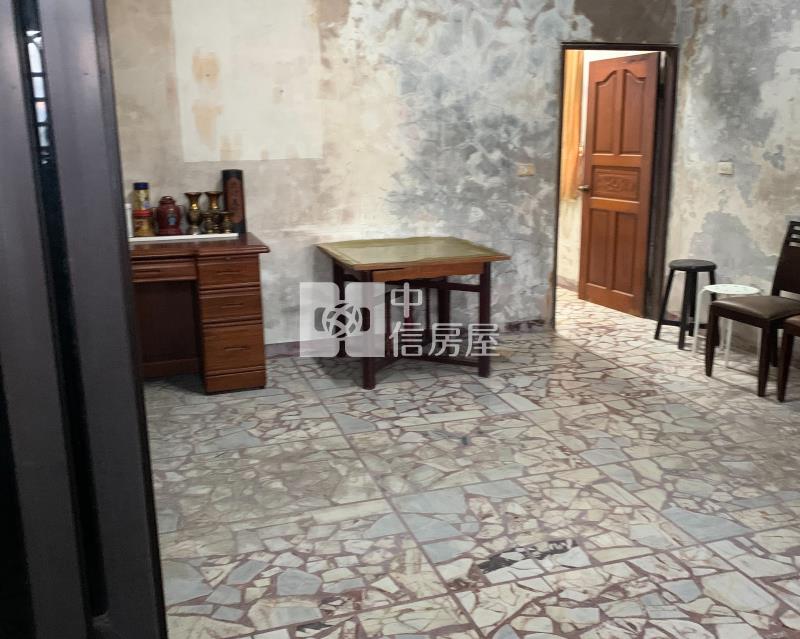 觀音崙坪合法農舍房屋室內格局與周邊環境