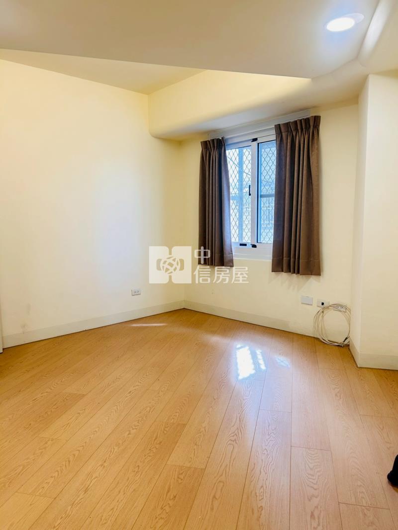 斗六建成路星巴克華廈房屋室內格局與周邊環境