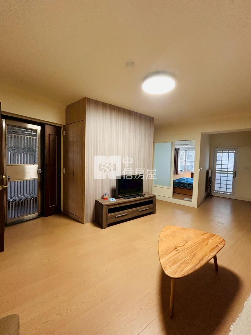 斗六建成路星巴克華廈房屋室內格局與周邊環境