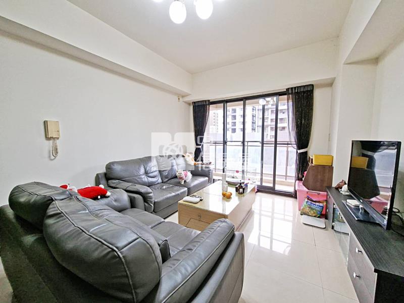 六月微風2房+車位房屋室內格局與周邊環境