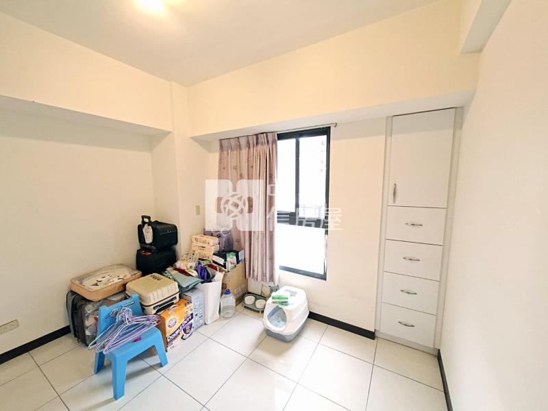 六月微風2房+車位房屋室內格局與周邊環境