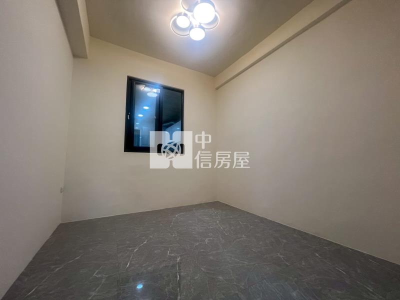 藝文中心大地坪雙車孝親美透天房屋室內格局與周邊環境