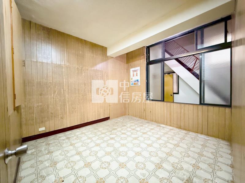 東區LaLaport超值透天房屋室內格局與周邊環境