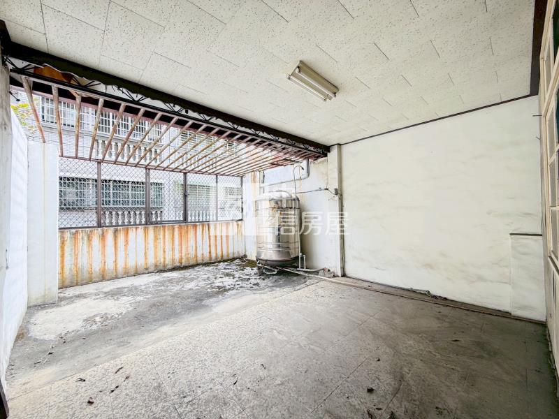 東區LaLaport超值透天房屋室內格局與周邊環境