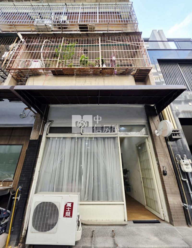 文華高中漢口商圈捷運旁低總價店面房屋室內格局與周邊環境