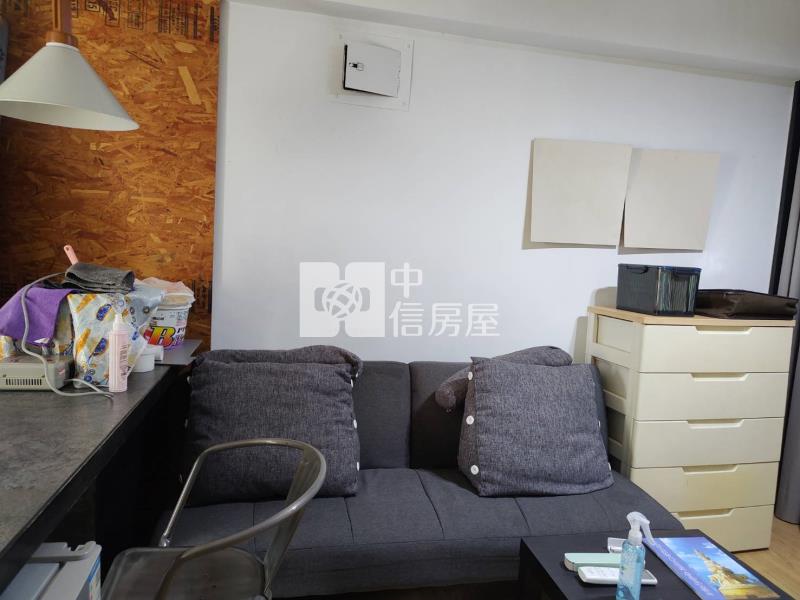 高雄七賢三路七賢大廈套房房屋室內格局與周邊環境