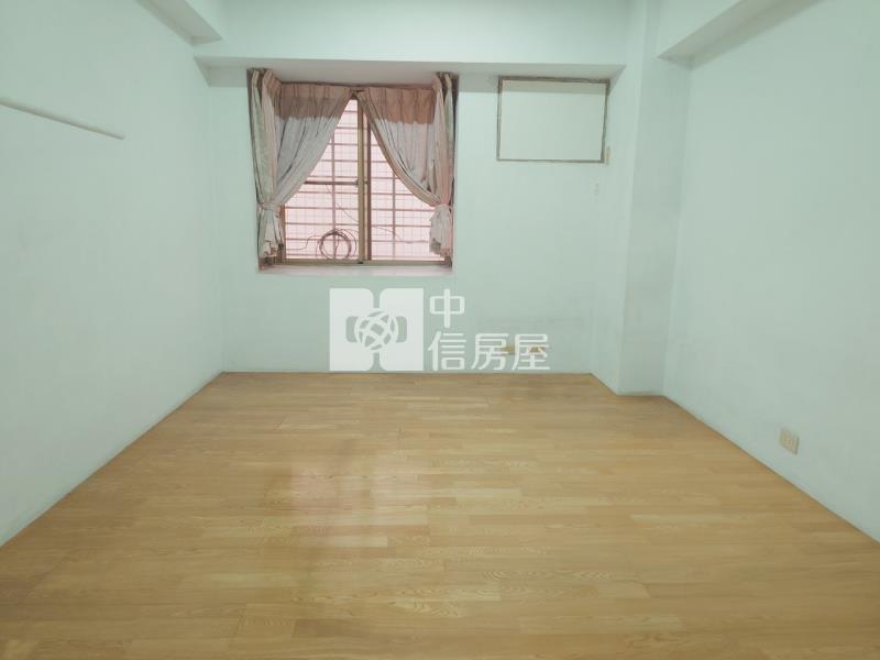 新民路大3房華廈房屋室內格局與周邊環境