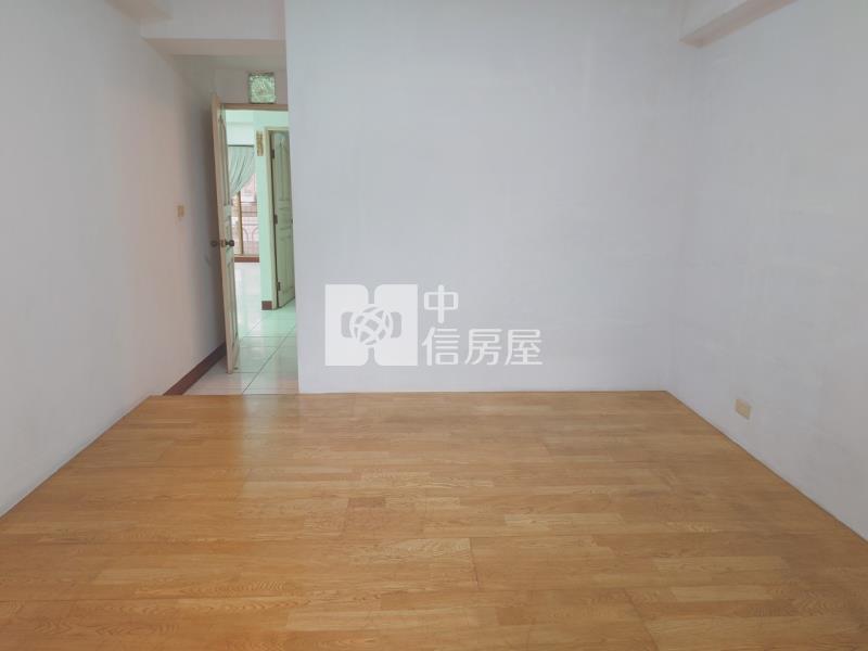 新民路大3房華廈房屋室內格局與周邊環境