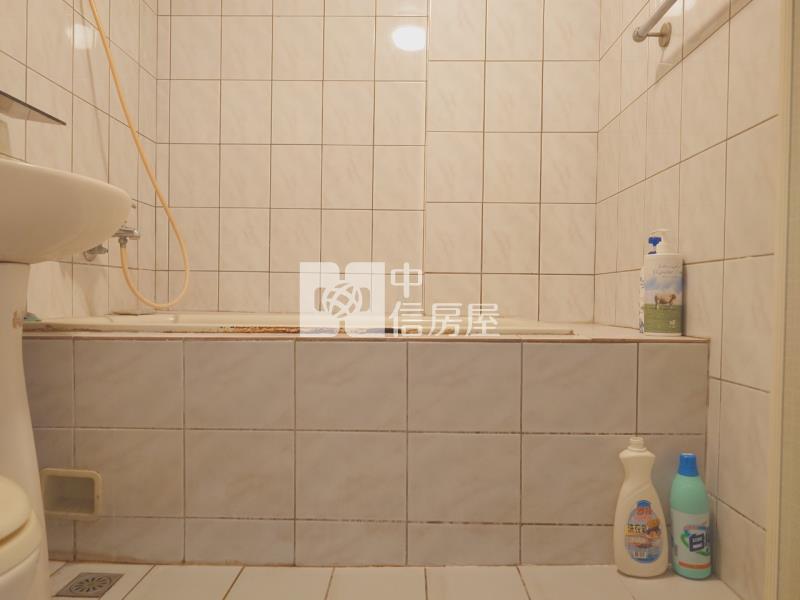 新民路大3房華廈房屋室內格局與周邊環境