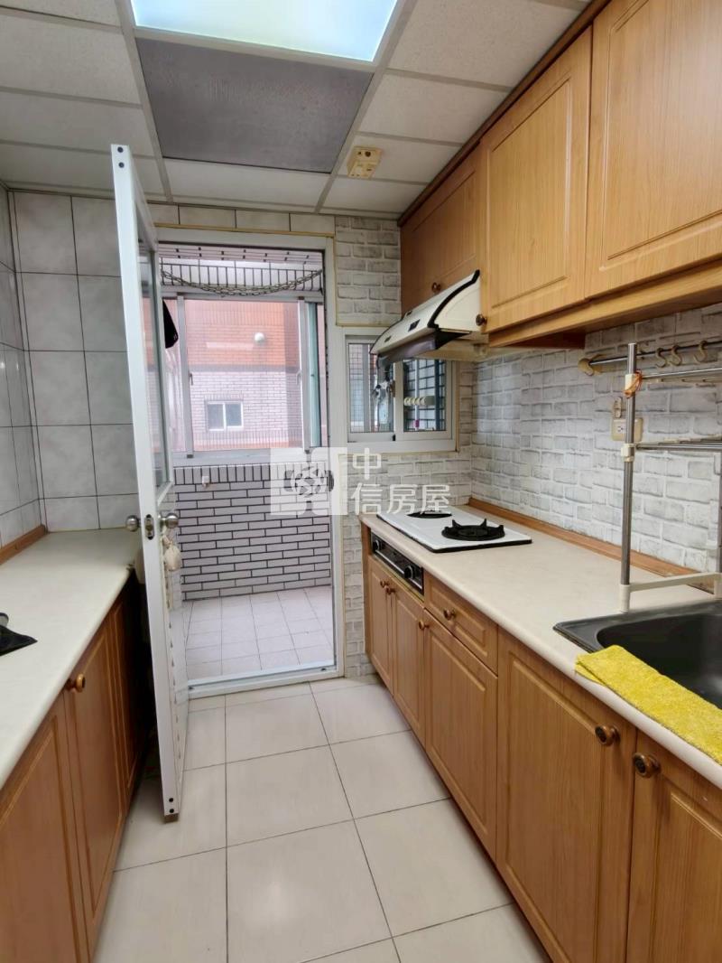 麗寶麗池3房車房屋室內格局與周邊環境