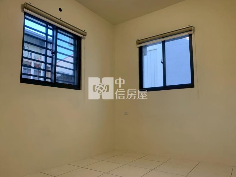 安和路三面採光大面寬車墅房屋室內格局與周邊環境