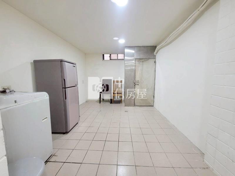 萬能科大樓中樓美套房房屋室內格局與周邊環境