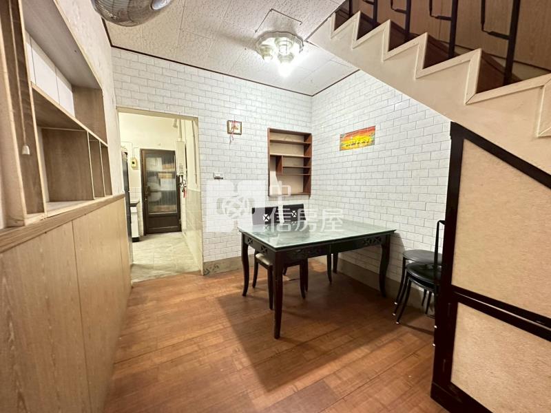 平鎮育達復旦透天店住房屋室內格局與周邊環境