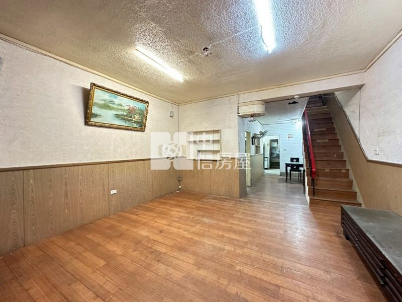 平鎮育達復旦透天店住房屋室內格局與周邊環境