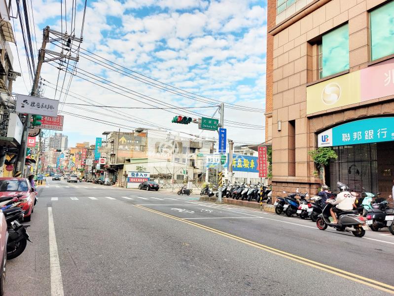 建國公園附近透天廠房房屋室內格局與周邊環境