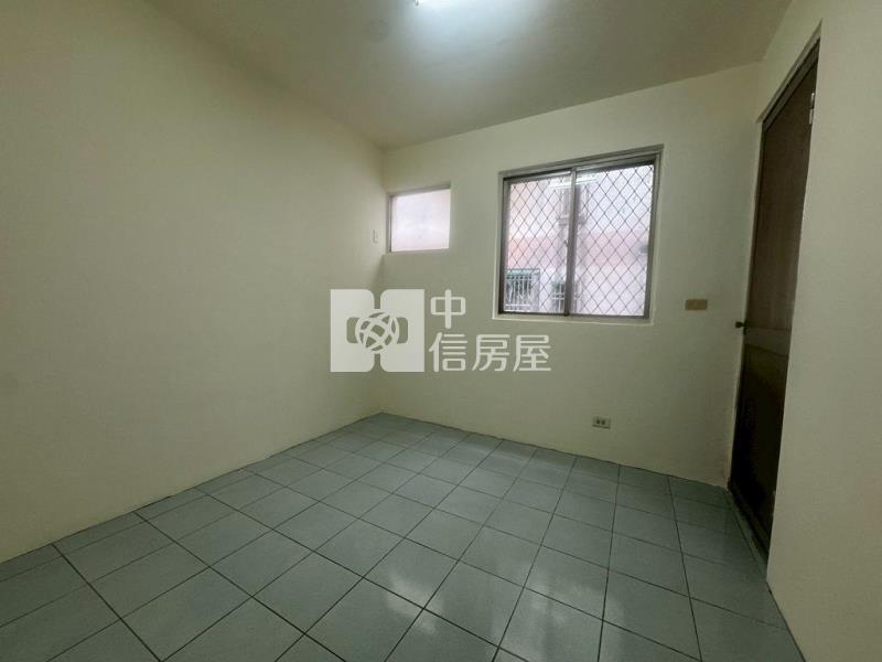 (A)平鎮大勇街透天前院停車(中信卓越團隊)房屋室內格局與周邊環境