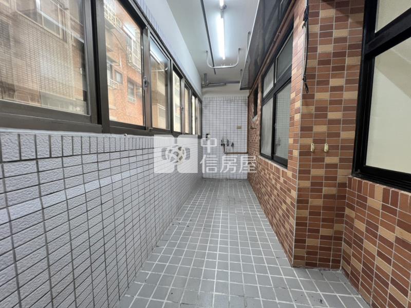 【安家】專任-內壢精忠國宅大4房車房屋室內格局與周邊環境