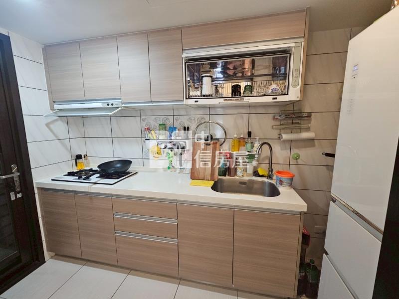 幼獅交流道精美兩房車房屋室內格局與周邊環境