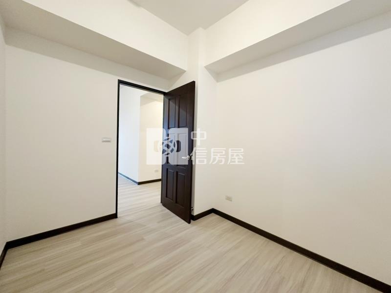 桃園龍岡益展有福三房車房屋室內格局與周邊環境