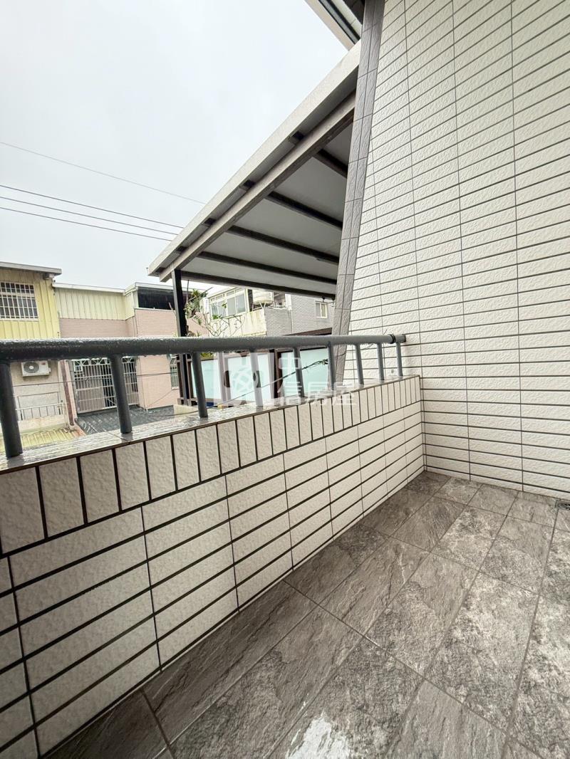 龍潭科學園區旁整新透天房屋室內格局與周邊環境