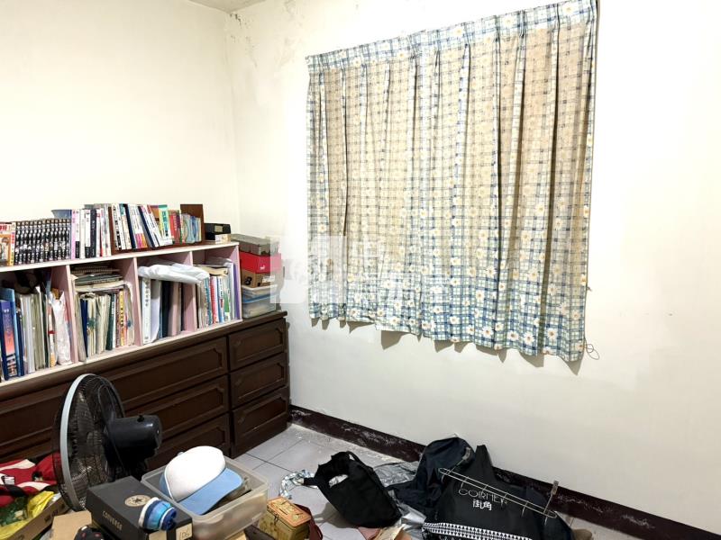龍興國中4房雙車位透天房屋室內格局與周邊環境