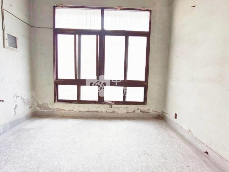 中華東路地76坪10米大面寬捷運願景豪邸房屋室內格局與周邊環境