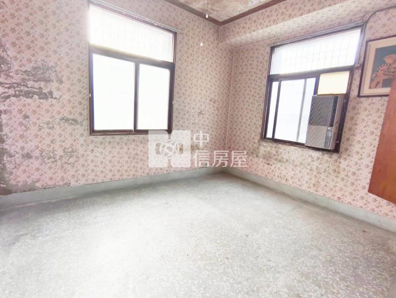 中華東路地76坪10米大面寬捷運願景豪邸房屋室內格局與周邊環境