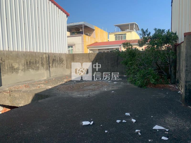 海佃商圈低總價需翻修老宅房屋室內格局與周邊環境