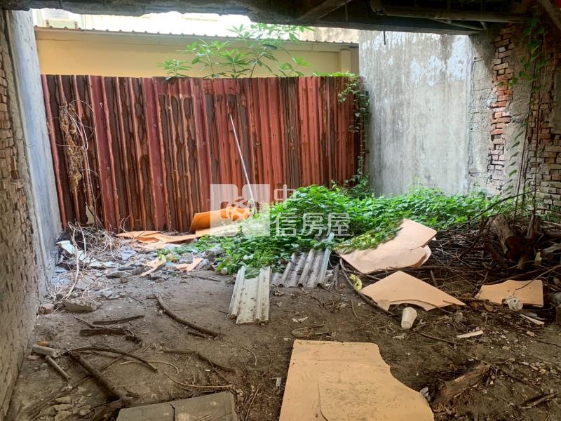 海佃商圈低總價需翻修老宅房屋室內格局與周邊環境