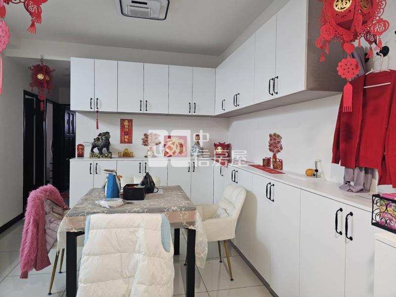 平鎮特立屋站前馥樂3房+車位房屋室內格局與周邊環境