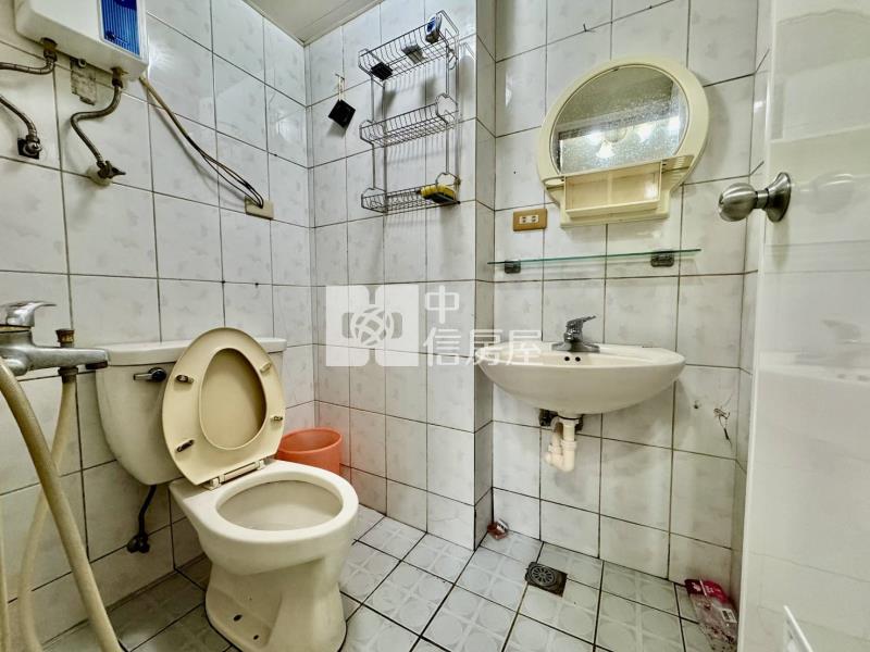 桃園捷運站旁套房房屋室內格局與周邊環境