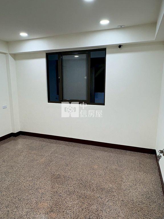 中原大學一樓前院停車(中信卓越團隊)房屋室內格局與周邊環境