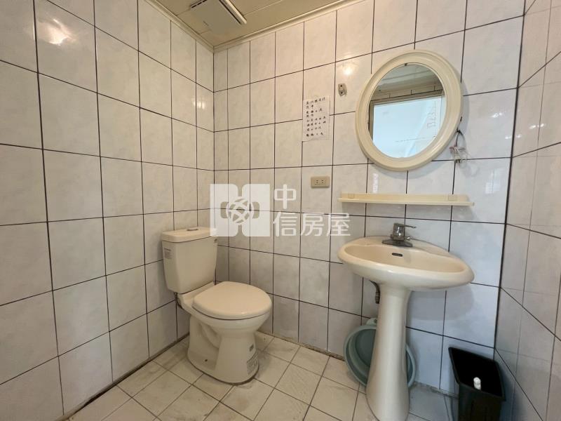 6W27藝文商圈慈華街邊間華廈房屋室內格局與周邊環境