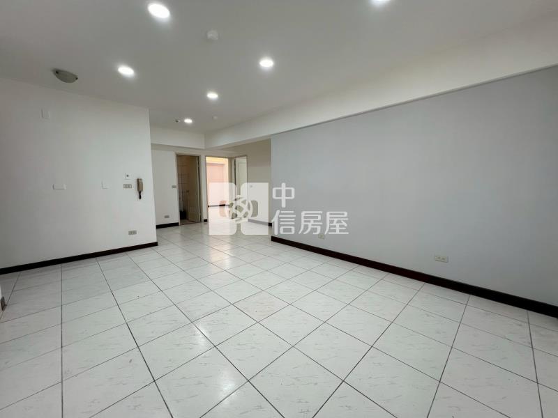 6W27藝文商圈慈華街邊間華廈房屋室內格局與周邊環境