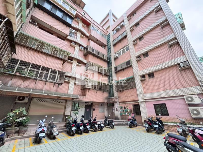 草漯電梯美三房房屋室內格局與周邊環境