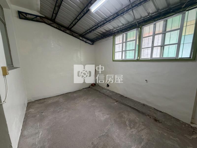 C1-52近新生國小二樓透天房屋室內格局與周邊環境