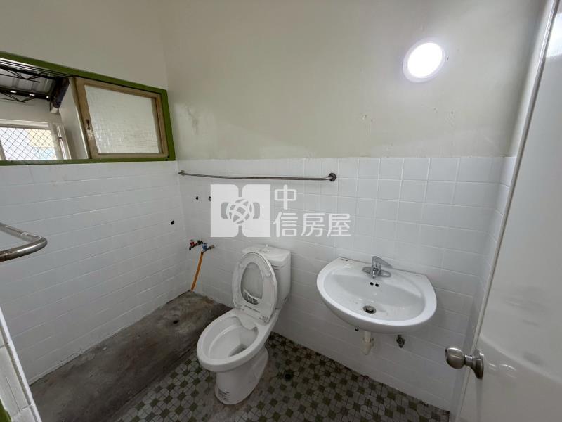 C1-52近新生國小二樓透天房屋室內格局與周邊環境