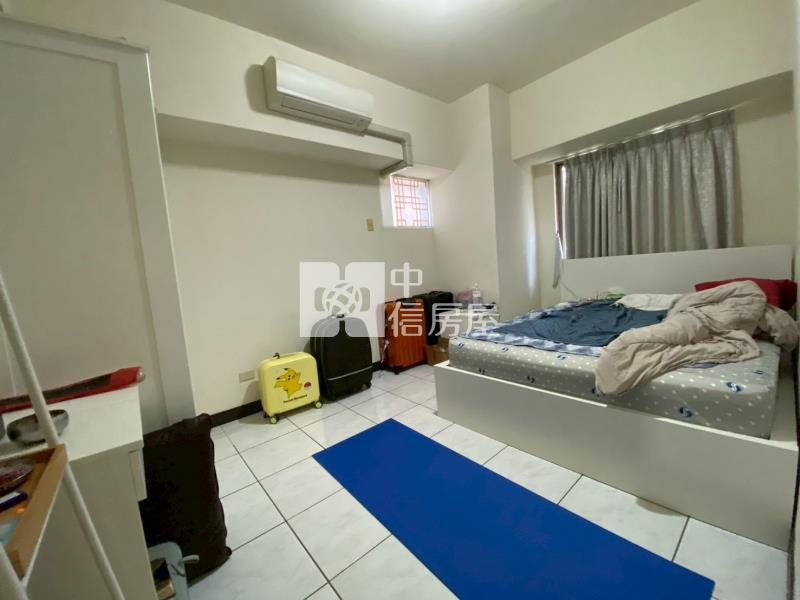 五期文心尊龍大四房平車房屋室內格局與周邊環境