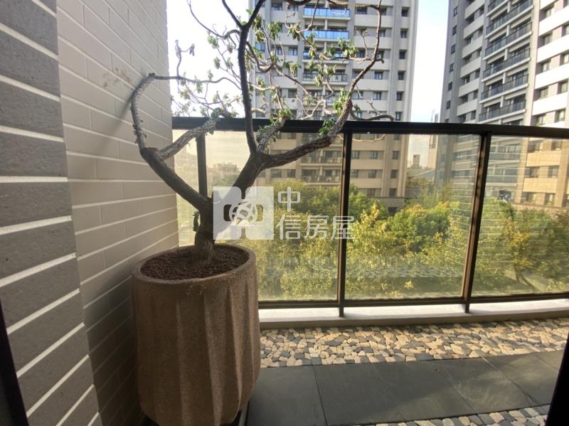 童畫世界2房2廳2衛房屋室內格局與周邊環境