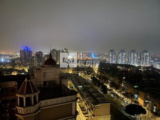 【奔馳】巴黎情歌美2+1房車房屋室內格局與周邊環境