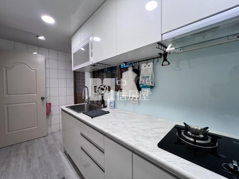 【奔馳】近中路特區漂亮整新華厦大三房車房屋室內格局與周邊環境